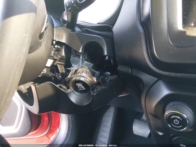 ZACNJABB7KPK52880 Jeep Renegade Latitude Fwd
