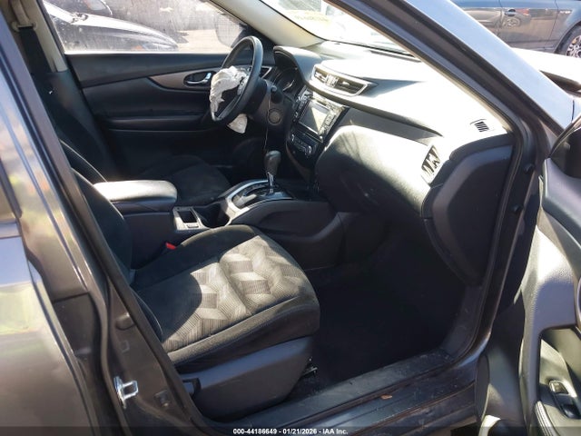 5N1AT2MV9FC784808 Nissan ROGUE SV