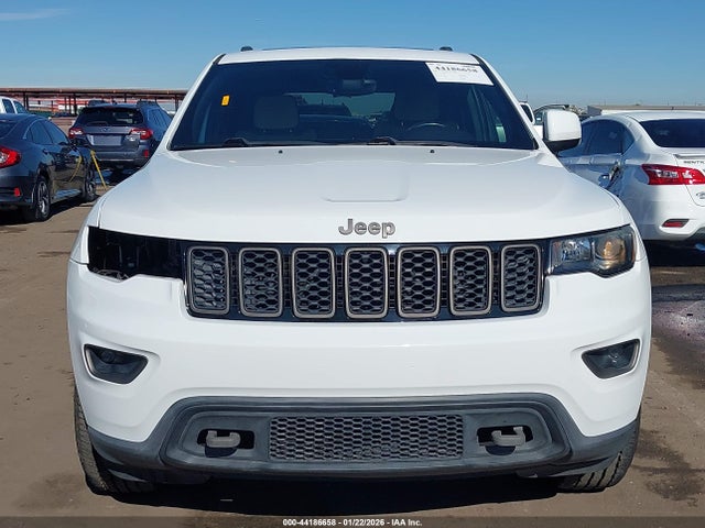 1C4RJEAG0HC674902 Jeep Grand Cherokee 75th Anniversary Edition 4x2