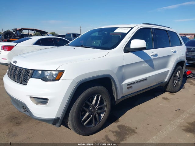 1C4RJEAG0HC674902 Jeep Grand Cherokee 75th Anniversary Edition 4x2
