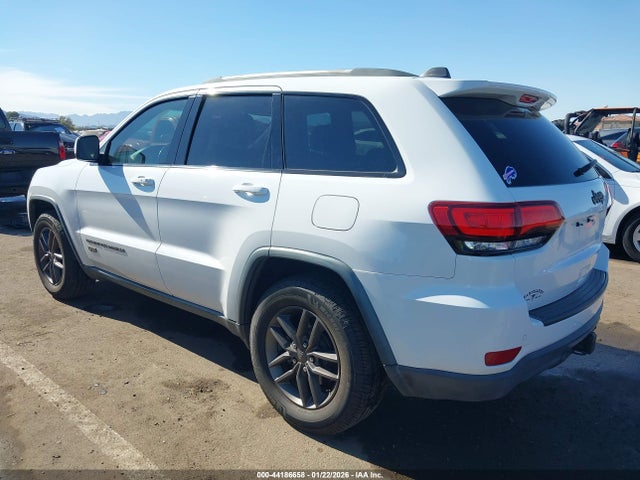 1C4RJEAG0HC674902 Jeep Grand Cherokee 75th Anniversary Edition 4x2