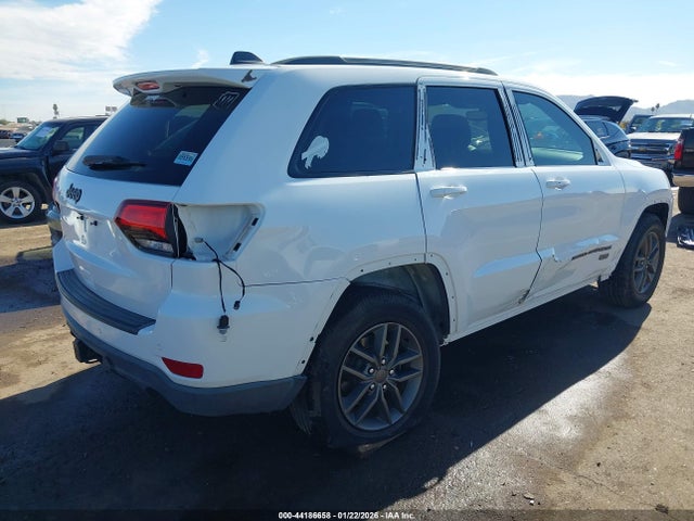 1C4RJEAG0HC674902 Jeep Grand Cherokee 75th Anniversary Edition 4x2