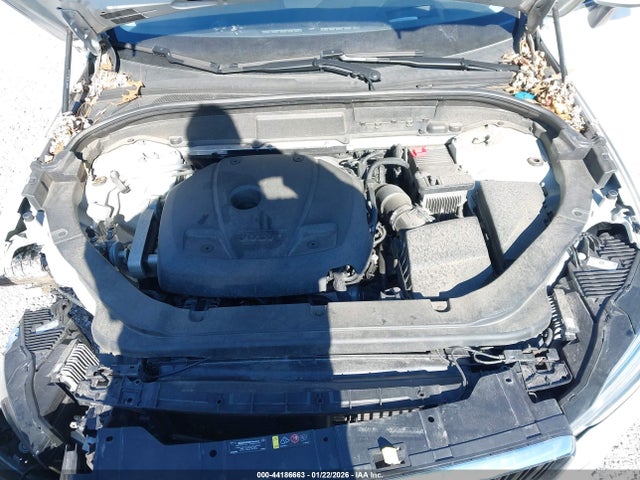 2019 VOLVO XC60 LYV102RK9KB196112 Photo 9