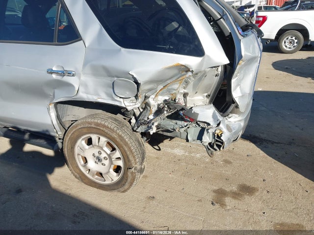 Auction sale of the 2002 Acura Mdx, vin: 2HNYD18292H525523, lot number: 44186691