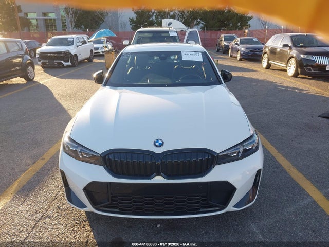 2024 Bmw 330i მანქანა იყიდება აუქციონზე, vin: 3MW69FF05R8E44081, აუქციონის ნომერი: 44186693