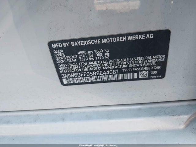 2024 Bmw 330i მანქანა იყიდება აუქციონზე, vin: 3MW69FF05R8E44081, აუქციონის ნომერი: 44186693