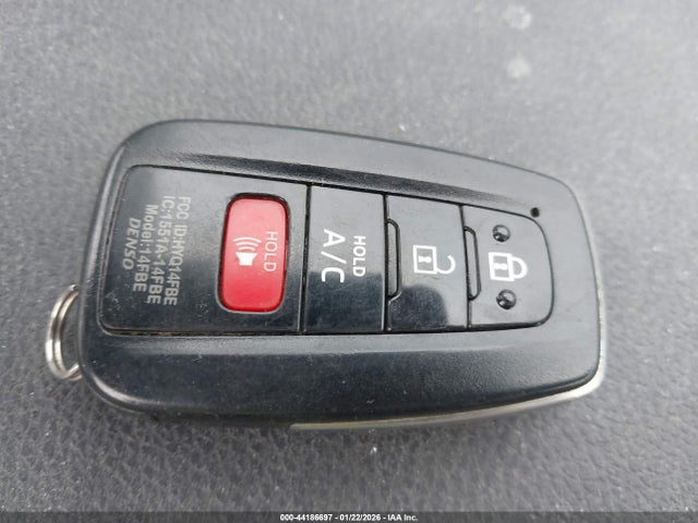 Toyota Prius Prime Premium 2018 JTDKARFP1J3101143 Image 11