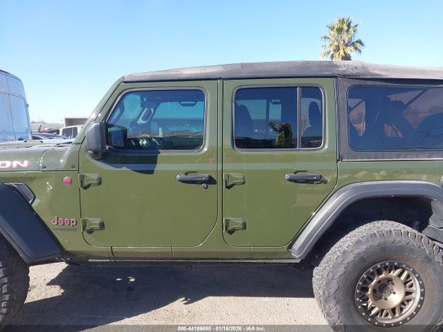 1C4HJXFG0NW127106 Jeep Wrangler Unlimited Rubicon