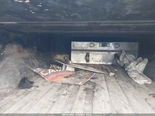 3C63R3GLXJG132756 RAM 3500 Tradesman 4x4 8&#039; Box