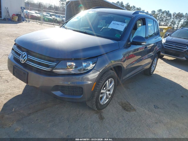 WVGAV7AX4GW612442 Volkswagen TIGUAN S