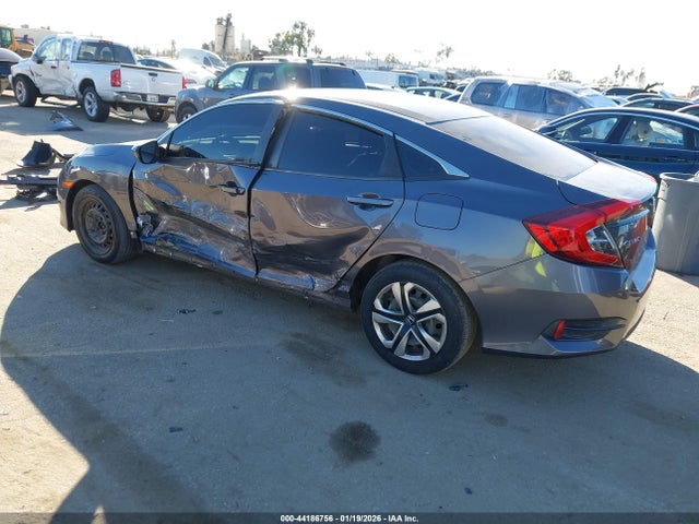 Honda Civic Lx 2018 2HGFC2F52JH501843 Image 3