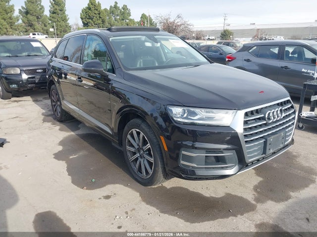 2017 AUDI Q7 WA1LAAF75HD002619 Photo 0