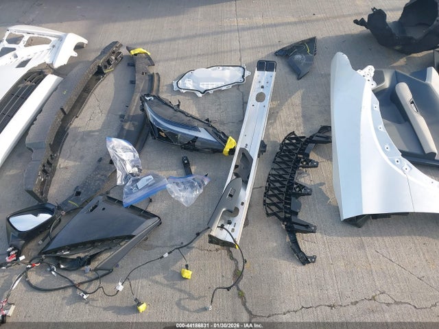 2023 Lexus Rz 450e Premium მანქანა იყიდება აუქციონზე, vin: JTJAAAAB8PA016486, აუქციონის ნომერი: 44186831