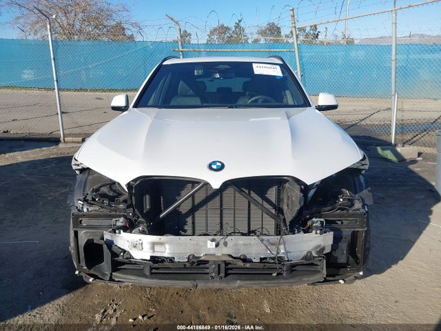 5UX13EU01S9Z75042 BMW X5 Sdrive40i