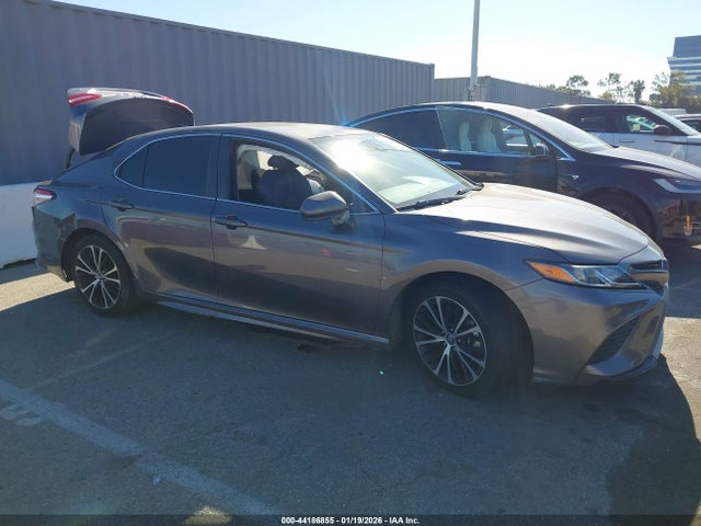4T1B11HKXKU782753 Toyota CAMRY SE