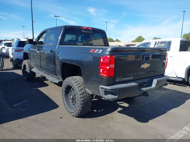 3GCUKREC1JG295562 Chevrolet Silverado 1500 2lt