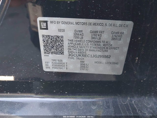 3GCUKREC1JG295562 Chevrolet Silverado 1500 2lt