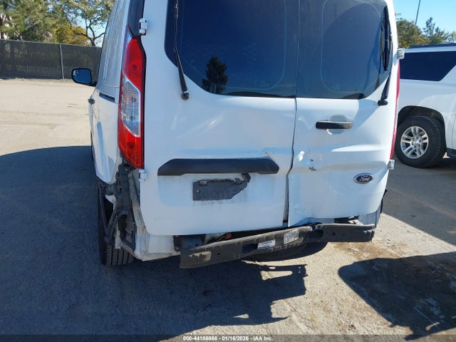 NM0LS6F71E1137655 Ford Transit Connect Xlt