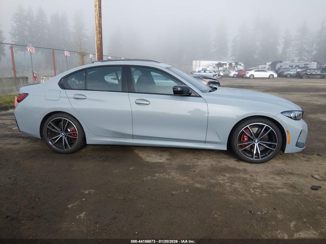 BMW 330i Xdrive 2024 3MW89FF03R8E10150 Image 13