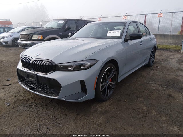BMW 330i Xdrive 2024 3MW89FF03R8E10150 Image 2