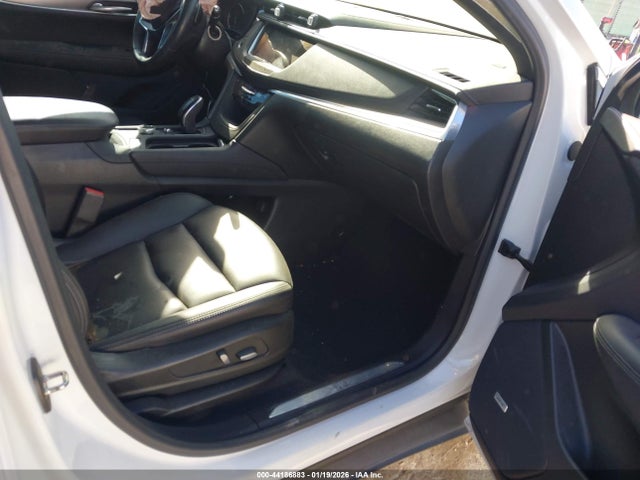 2021 CADILLAC XT5 1GYKNAR44MZ222123 Photo 4