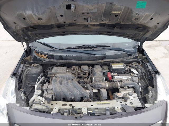 3N1CN7AP8FL825785 Nissan Versa 1.6 S+