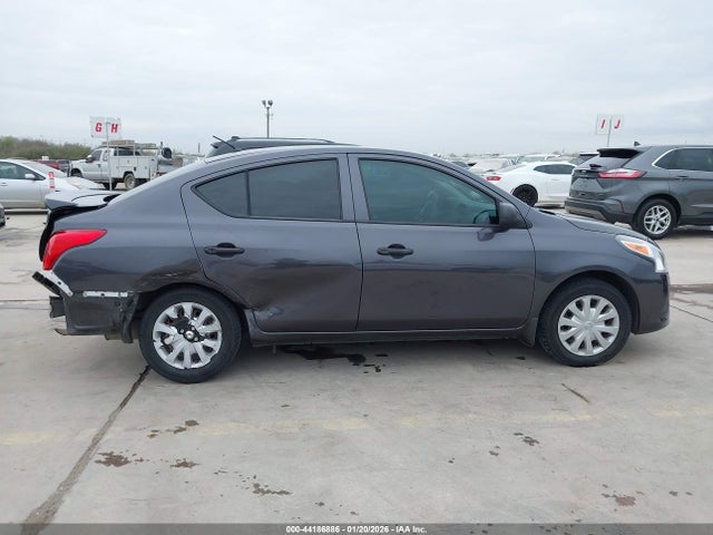3N1CN7AP8FL825785 Nissan Versa 1.6 S+