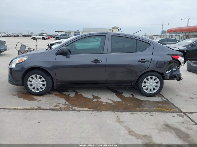 3N1CN7AP8FL825785 Nissan Versa 1.6 S+