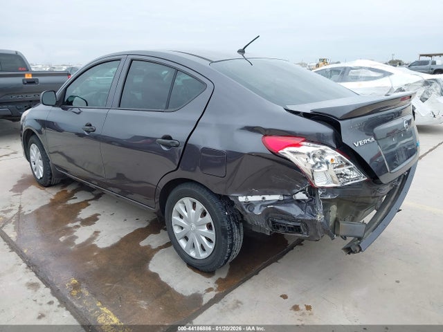 3N1CN7AP8FL825785 Nissan Versa 1.6 S+