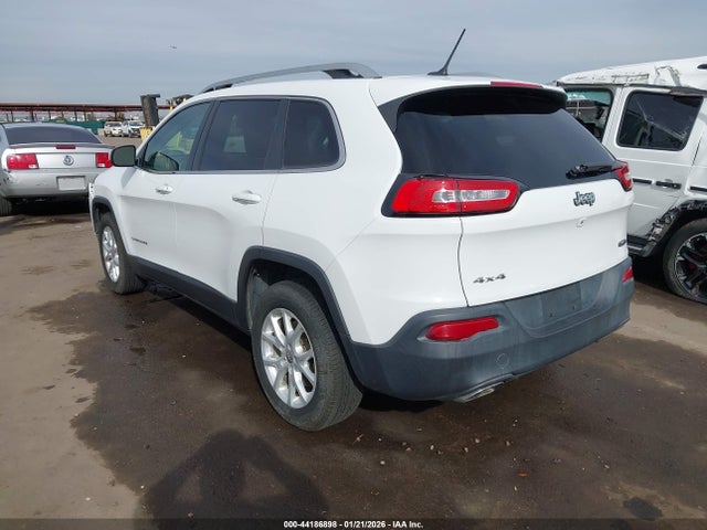 Jeep Cherokee Latitude 4x4 2018 1C4PJMCX5JD533192 Image 3
