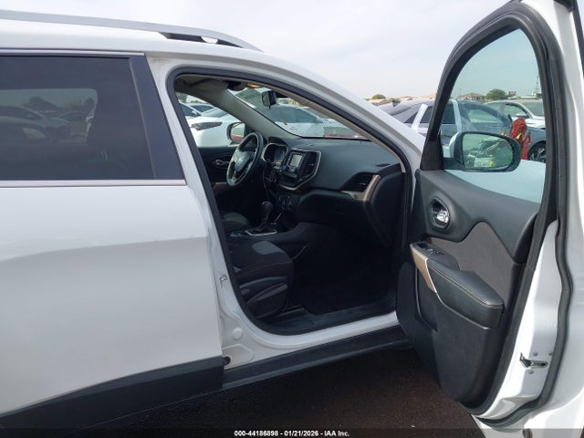 Jeep Cherokee Latitude 4x4 2018 1C4PJMCX5JD533192 Image 5