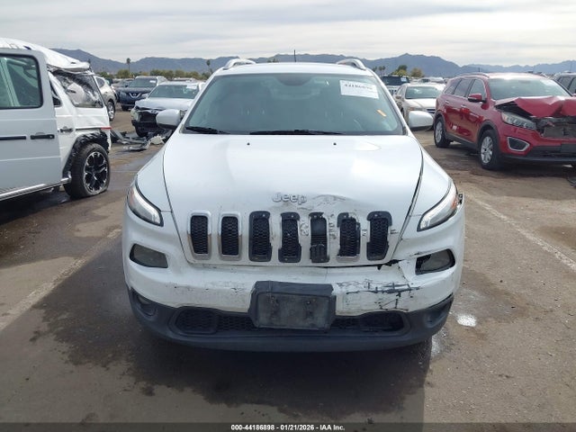 Jeep Cherokee Latitude 4x4 2018 1C4PJMCX5JD533192 Image 6