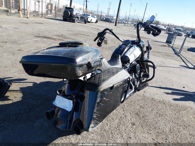 2018 HARLEY-DAVIDSON FLHRXS 1HD1KVC38JB671471 Photo 3