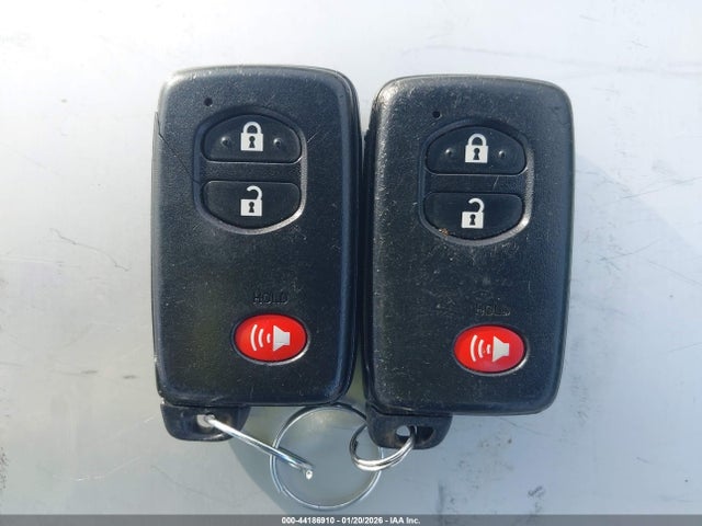 Toyota Prius Two 2014 JTDKN3DU4E0393694 Image 11