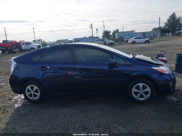 Toyota Prius Two 2014 JTDKN3DU4E0393694 Image 14