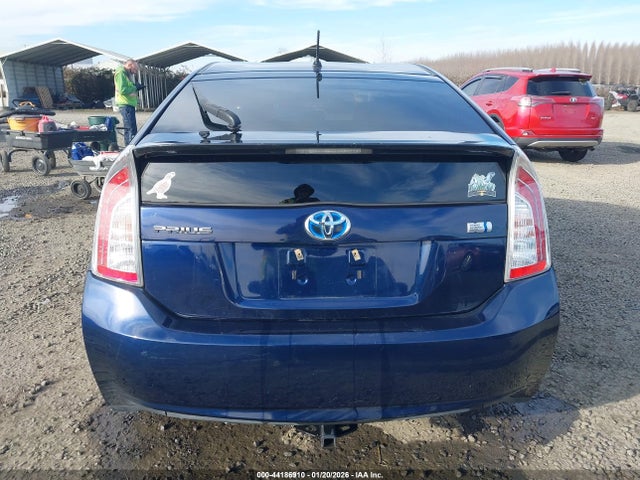 Toyota Prius Two 2014 JTDKN3DU4E0393694 Image 17