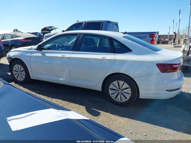 3VWC57BU7KM050494 Volkswagen Jetta 1.4t R-line/1.4t S/1.4t Se