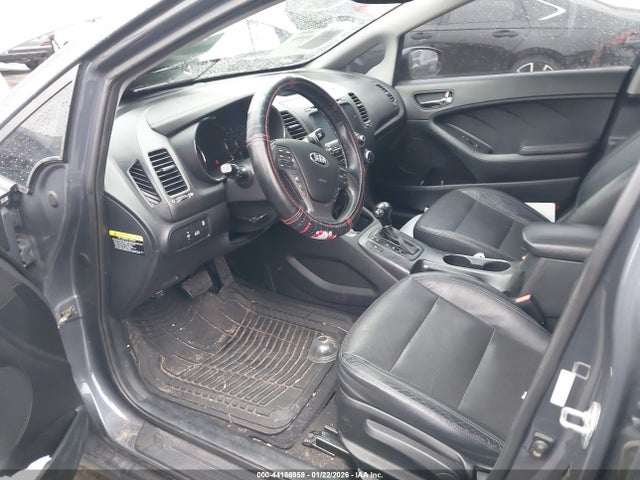 KNAFZ4A85G5529224 KIA FORTE EX