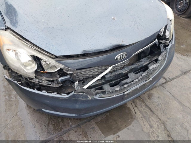 KNAFZ4A85G5529224 KIA FORTE EX