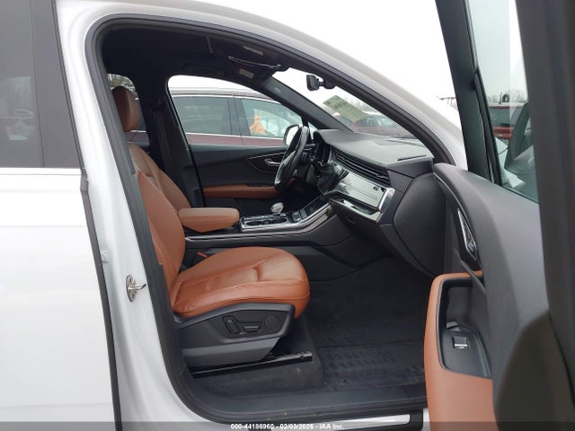 2020 AUDI Q7 WA1LJAF73LD008444 Photo 4