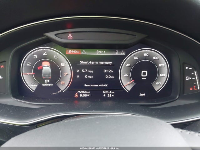 2020 AUDI Q7 WA1LJAF73LD008444 Photo 6