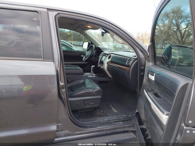 2019 TOYOTA TUNDRA 5TFHY5F17KX786480 Photo 4