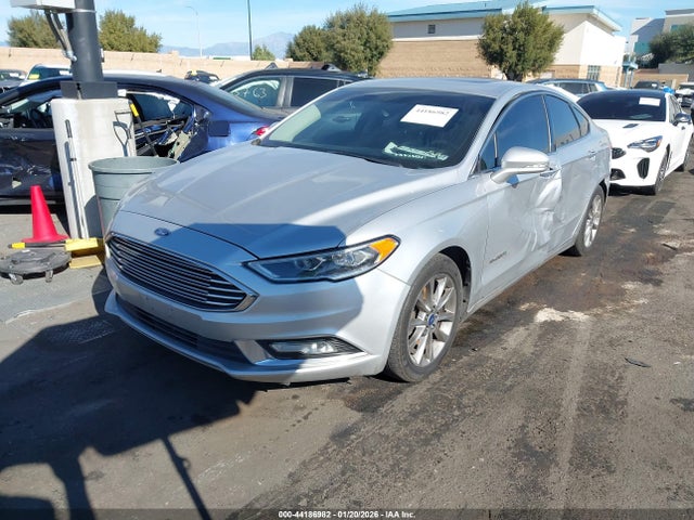 Ford Fusion Hybrid Se 2017 3FA6P0LU7HR163539 Image 2