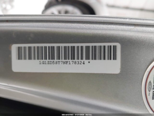 1G1ZD5ST7NF178324 Chevrolet Malibu Fwd Lt