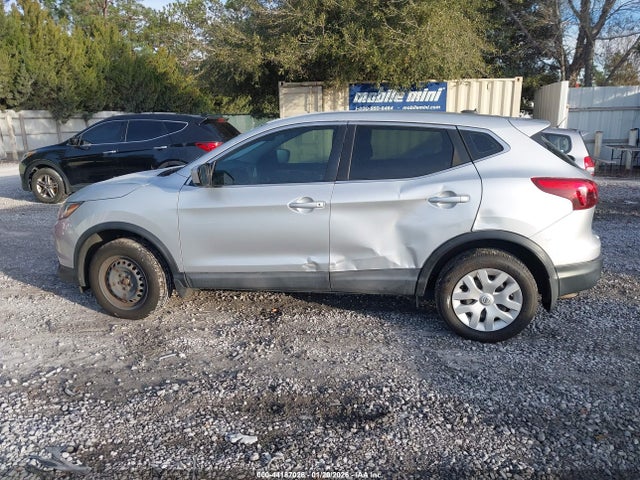 JN1BJ1CPXHW001494 Nissan Rogue Sport S