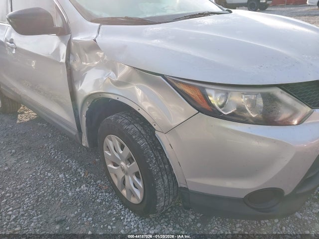 JN1BJ1CPXHW001494 Nissan Rogue Sport S