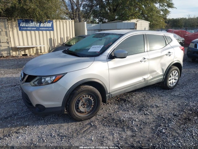 JN1BJ1CPXHW001494 Nissan Rogue Sport S