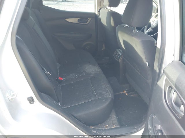 JN1BJ1CPXHW001494 Nissan Rogue Sport S
