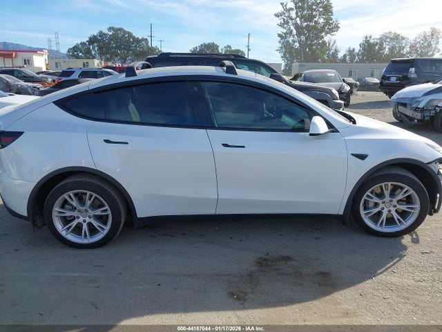 Aukcja sprzedaży 2022 Tesla Model Y Long Range Dual Motor All-wheel Drive, vin: 7SAYGDEE5NF506185, numer aukcji: 44187044