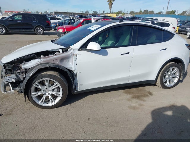 Aukcja sprzedaży 2022 Tesla Model Y Long Range Dual Motor All-wheel Drive, vin: 7SAYGDEE5NF506185, numer aukcji: 44187044